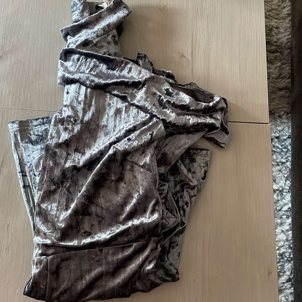 Crushed velvet romper